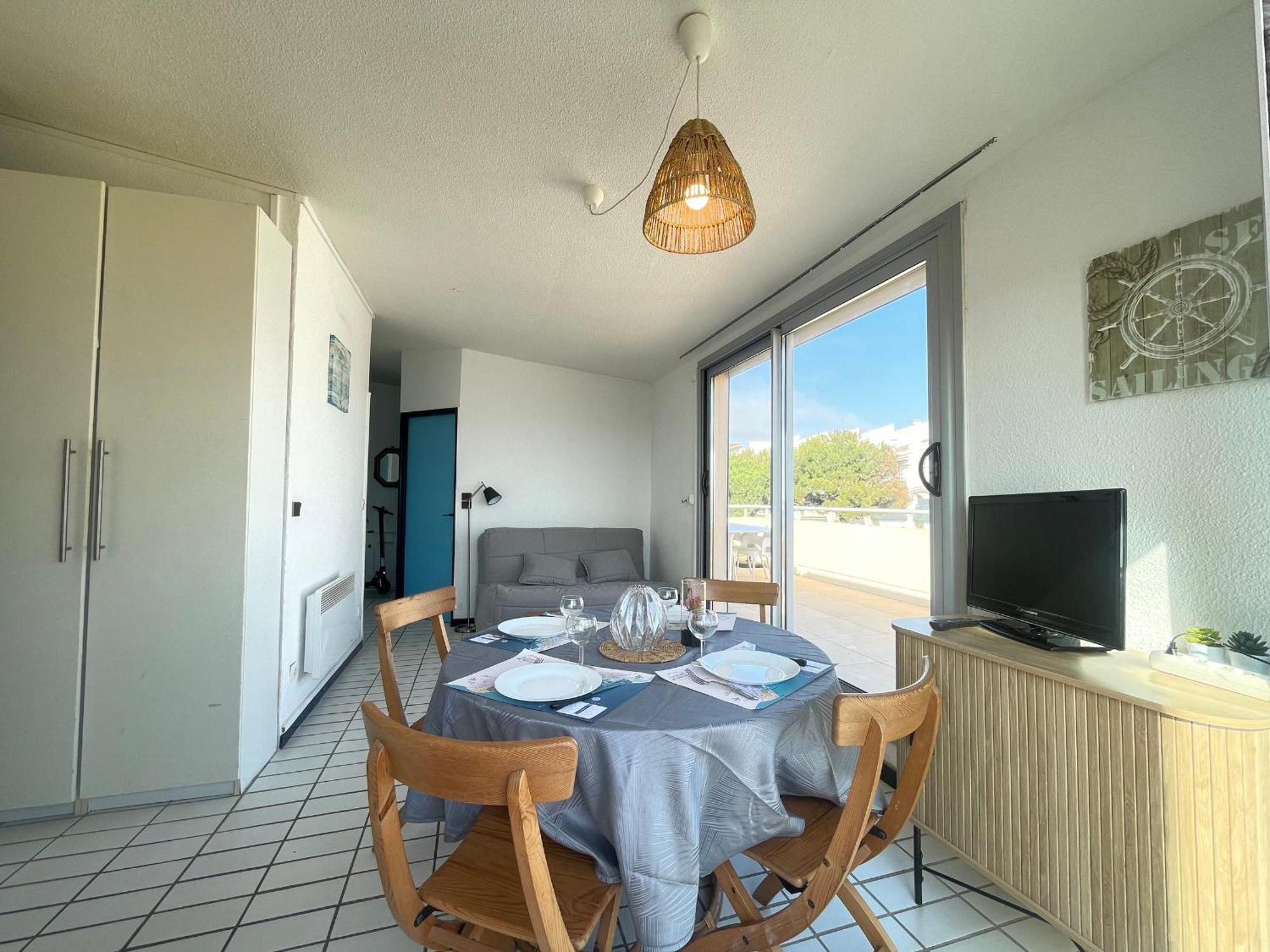 Appartement 2 Pieces Avec Terrasse 25M² Et Parking A 50M De La Plage - Fr-1-338-114 Сет Екстериор снимка